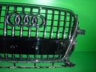 Audi Q5 c 2008г Решетка радиатора (после 2012г под парктроник) (8R0853651R)