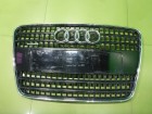 Audi Q7 c 2005г Решетка радиатора (до 2010г) (4L0853651)